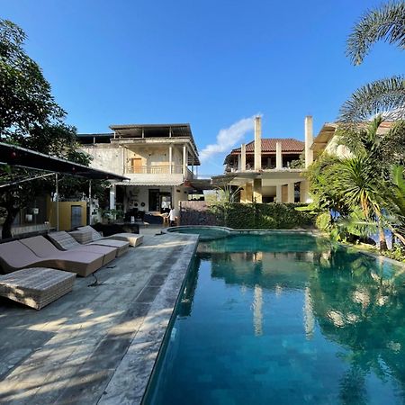 Tri Putri Homestay Kuta (Lombok) Exterior foto