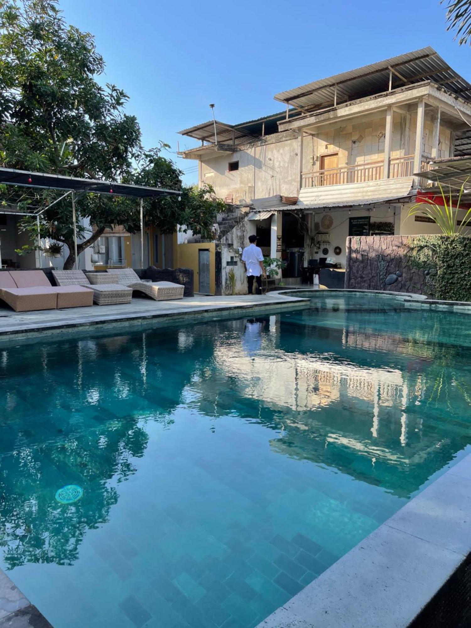Tri Putri Homestay Kuta (Lombok) Exterior foto