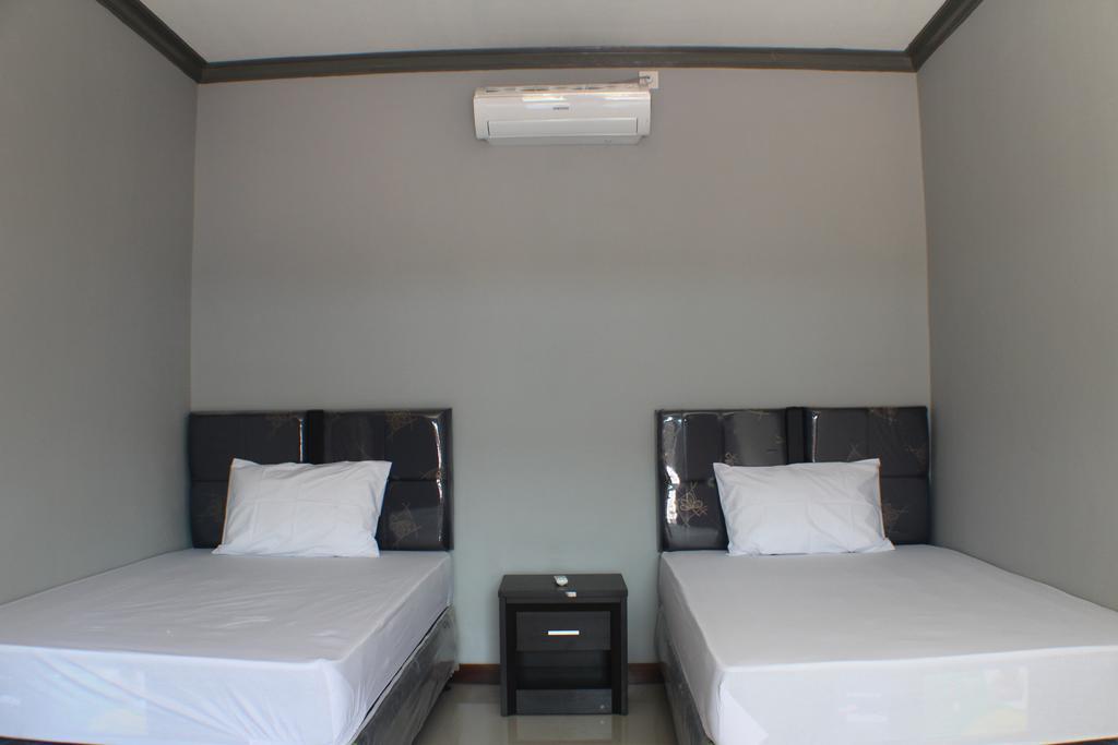 Tri Putri Homestay Kuta (Lombok) Exterior foto